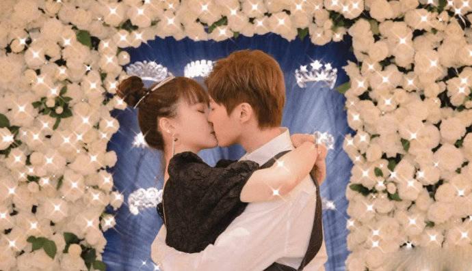 盛美上海:公司董事、高管拟以900万元至1200万元增持股份