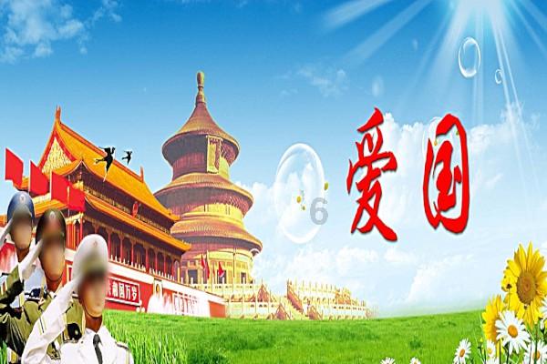 逃离残破的船只