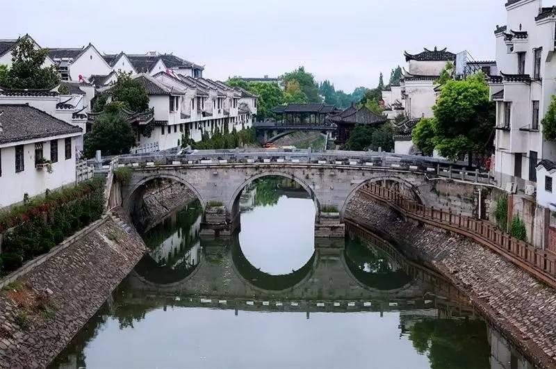 虫虫助手下载